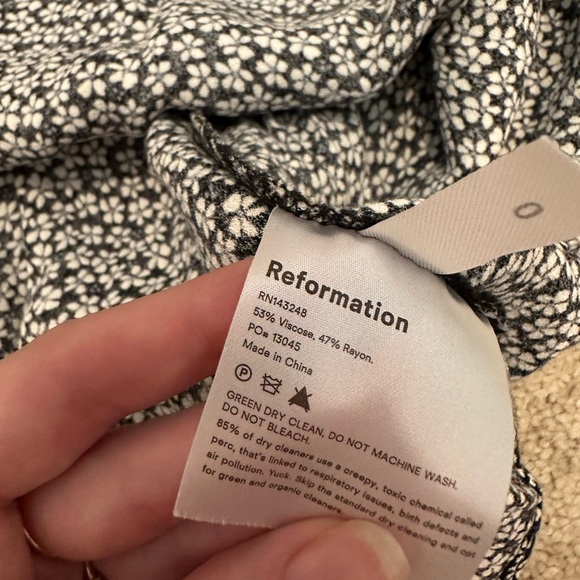 Reformation Floral print midi skirt size 0 - Picture 7 of 7